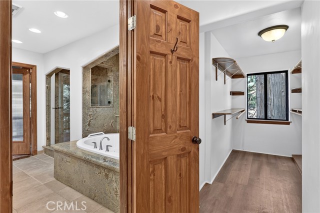 279 S Cumberland, Lake Arrowhead, CA 92352