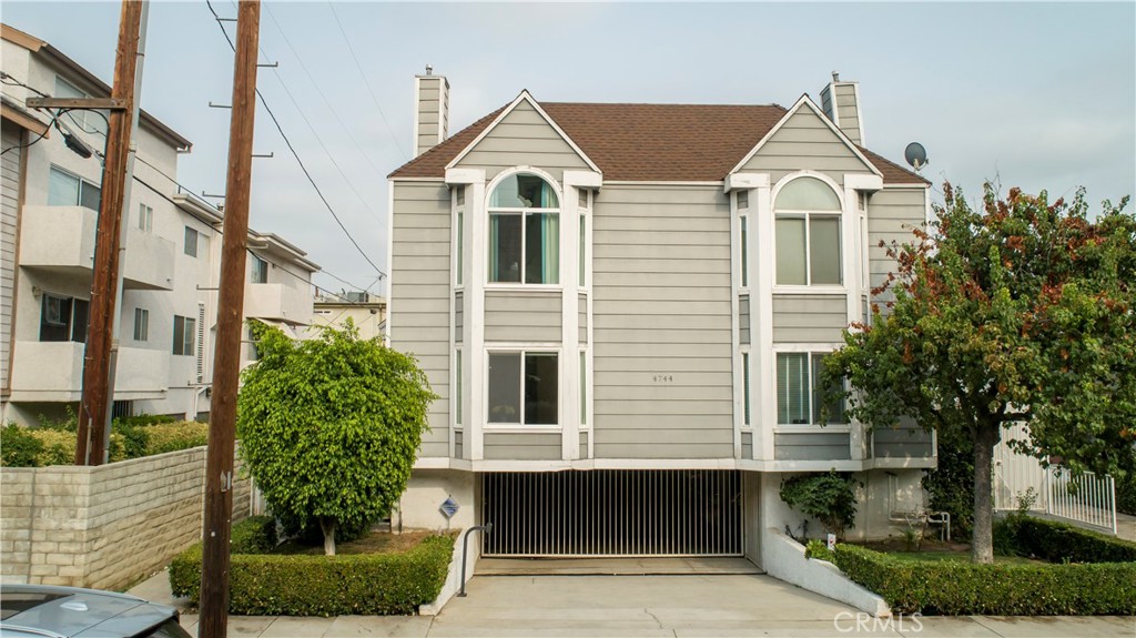 4744 Ben Avenue 2, Valley Village, CA 91607