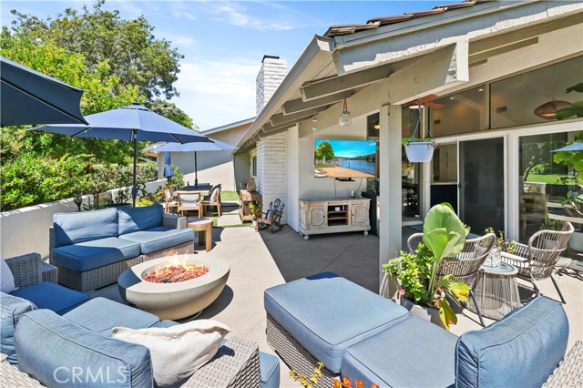 Detail Gallery Image 29 of 32 For 455 Vista Grande, Newport Beach,  CA 92660 - 3 Beds | 2 Baths