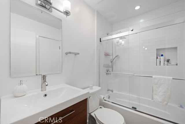 Detail Gallery Image 22 of 29 For 18645 Hatteras St #264,  Tarzana,  CA 91356 - 1 Beds | 1 Baths