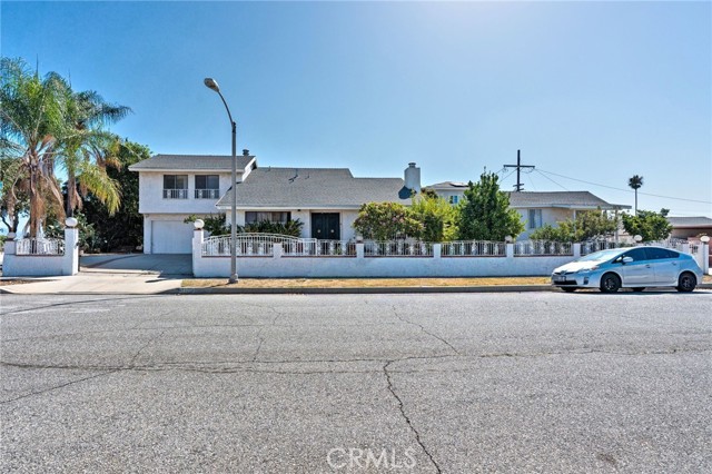 1100 S ETHEL Avenue, Alhambra CA: https://media.crmls.org/medias/32398b74-8c12-4ceb-a1ee-ff4444ed1410.jpg
