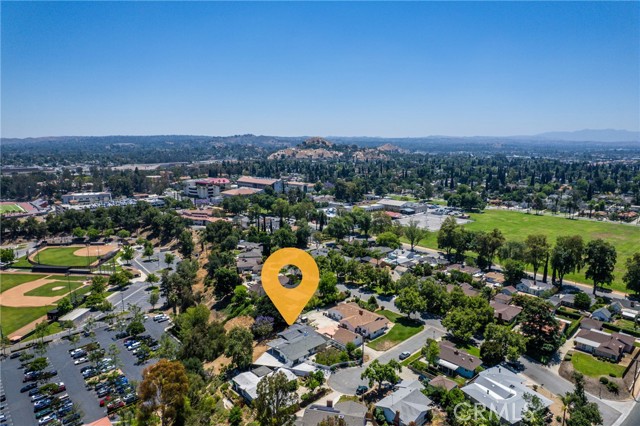Detail Gallery Image 43 of 47 For 4674 Norton Pl, Riverside,  CA 92506 - 4 Beds | 3 Baths