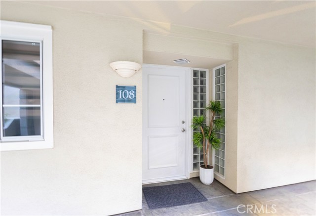 Front Image Thumbnail for CRPW25248472