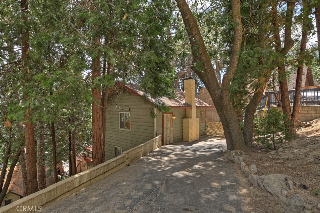 26643 Valley View Drive, Rimforest, CA 92378