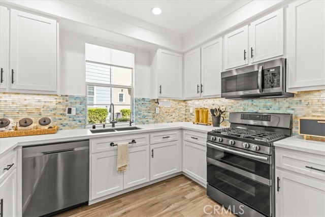 Image 13 of 64 For 1 Shelburne  