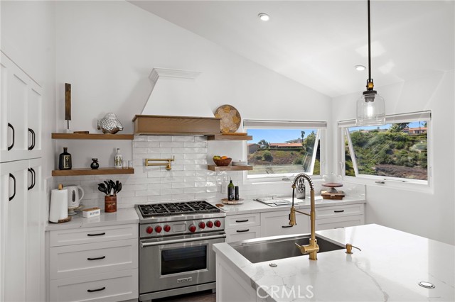 Detail Gallery Image 5 of 30 For 449 Avenida Crespi, San Clemente,  CA 92672 - 4 Beds | 2/1 Baths