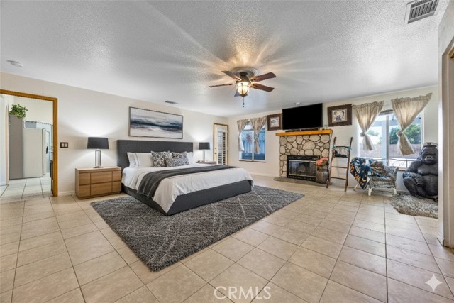 12846 Quail Vista, Apple Valley CA: https://media.crmls.org/medias/323d277f-bcb2-47d1-b8d8-e7bfa9d0ee1b.jpg