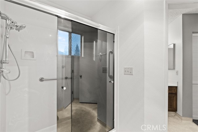 Detail Gallery Image 20 of 39 For 5 Valley Lake, Chico,  CA 95928 - 2 Beds | 2 Baths