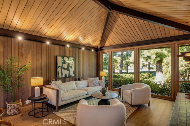 Image 9 of 32 For 15 Margate Square