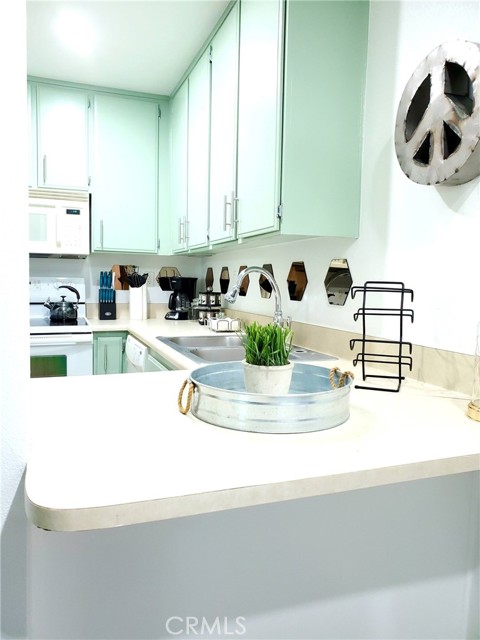 Detail Gallery Image 7 of 13 For 467 S Calle El Segundo #D3,  Palm Springs,  CA 92262 - 1 Beds | 1 Baths