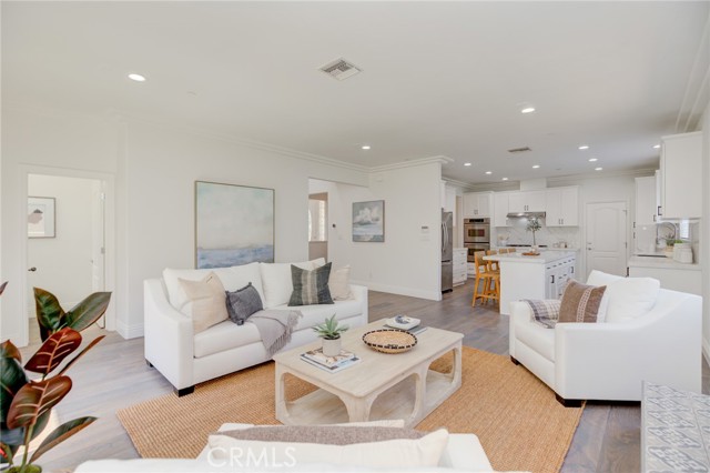 2220 Gates Avenue, Redondo Beach, California 90278, 4 Bedrooms Bedrooms, ,2 BathroomsBathrooms,Residential,Sold,Gates,SB21194759