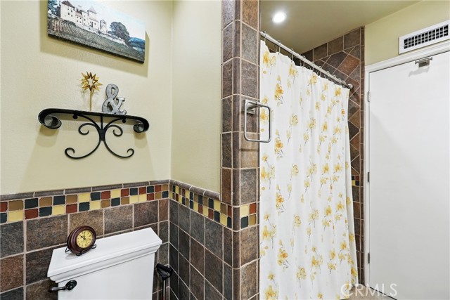 7604 Forest Avenue, Whittier CA: https://media.crmls.org/medias/324043da-00f9-4df7-8b68-323a4f420240.jpg