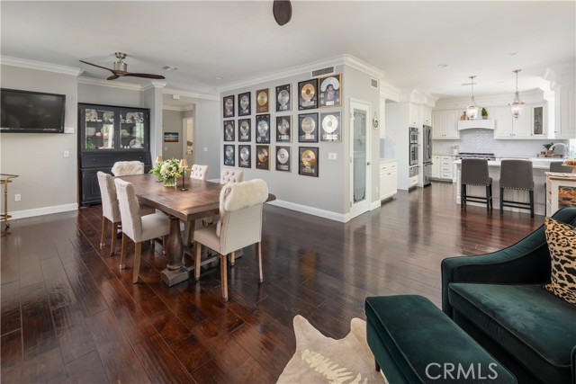 27705 Essex Place, Valencia CA: https://media.crmls.org/medias/3240521a-4c41-4ed6-9e4d-b654b28a989b.jpg