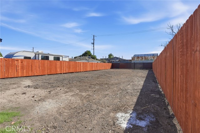 Detail Gallery Image 35 of 45 For 910 E 107th St, Los Angeles,  CA 90002 - 2 Beds | 1 Baths