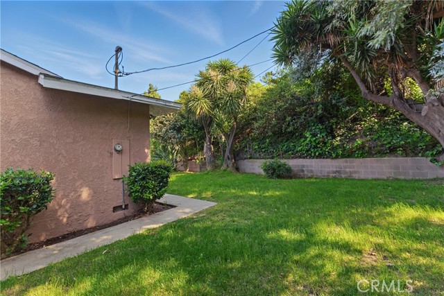 Detail Gallery Image 37 of 41 For 4482 Don Miguel Dr, Los Angeles,  CA 90008 - 2 Beds | 1/1 Baths