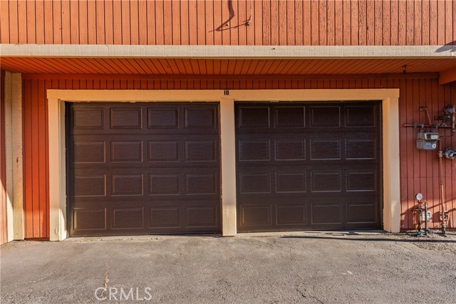 14265 Terra Bella St, Panorama City CA: https://media.crmls.org/medias/3240e586-8e1f-4bf2-b15d-498bfdbe4e0d.jpg