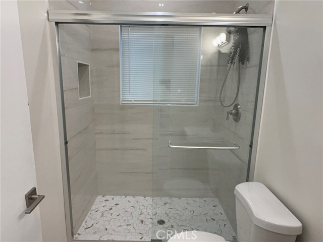 Detail Gallery Image 11 of 24 For 22119 San Miguel St, Woodland Hills,  CA 91364 - 1 Beds | 1 Baths