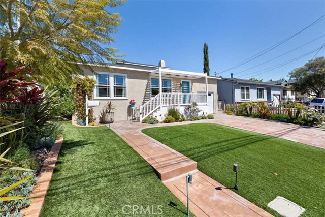 1923 Curtis Avenue, Redondo Beach, California 90278, 3 Bedrooms Bedrooms, ,1 BathroomBathrooms,Residential,Sold,Curtis,SB22060488