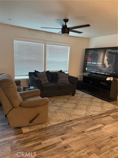 Detail Gallery Image 6 of 33 For 5800 Hamner Ave #71,  Corona,  CA 91752 - 4 Beds | 2 Baths