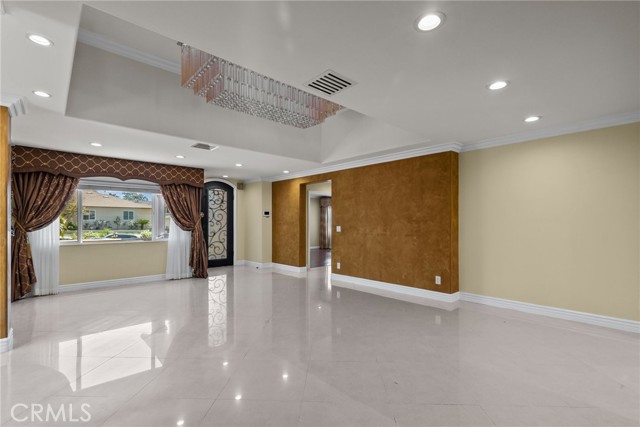 Detail Gallery Image 13 of 49 For 931 University Ave, Burbank,  CA 91504 - 3 Beds | 2/1 Baths