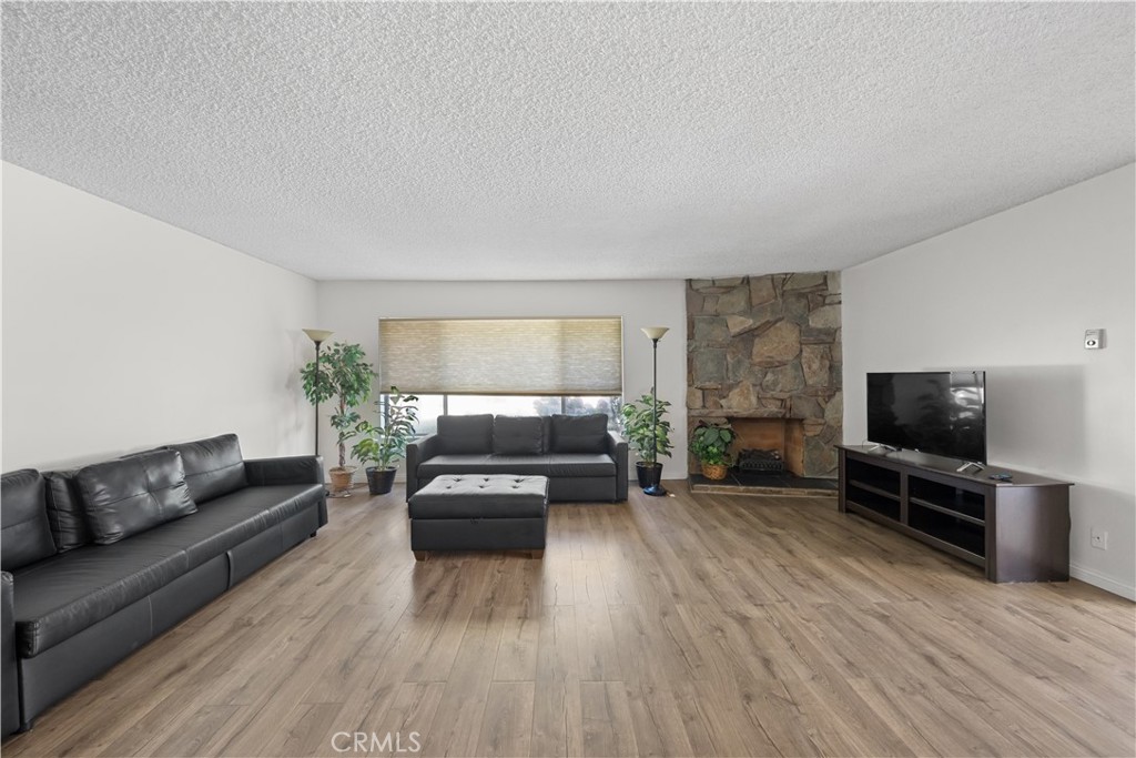 MLS #PW26132504 image #4