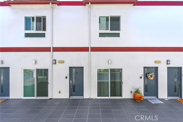 Detail Gallery Image 6 of 43 For 4461 Tujunga Ave #102,  Studio City,  CA 91602 - 3 Beds | 2/1 Baths