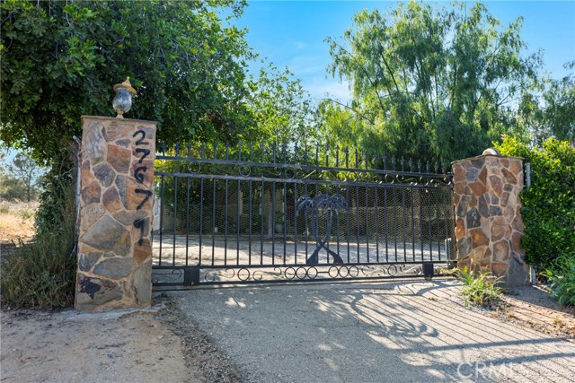 27679 Junipero Road, Menifee CA: https://media.crmls.org/medias/3245592a-fcd0-4c47-be3d-f22f3d9492c0.jpg
