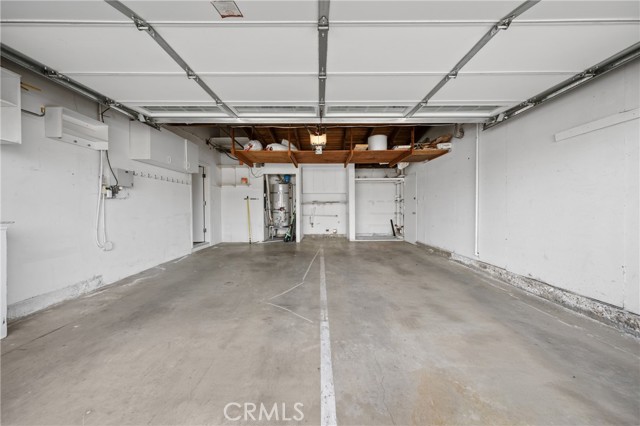 Detail Gallery Image 34 of 35 For 23000 Brenford Street, Woodland Hills,  CA 91364 - 4 Beds | 4 Baths