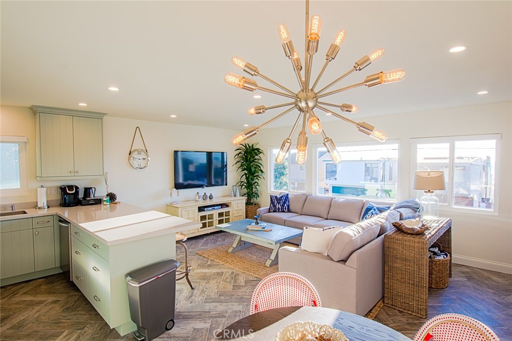 3116 Hermosa Avenue