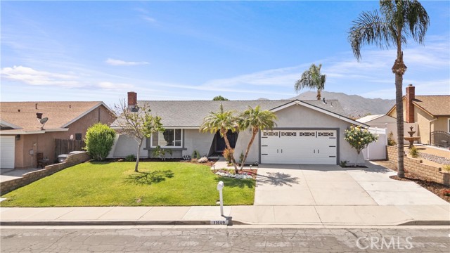 11449 Morning Star Lane, Moreno Valley CA: https://media.crmls.org/medias/324599da-0130-47a4-b8a8-fa38399360d9.jpg