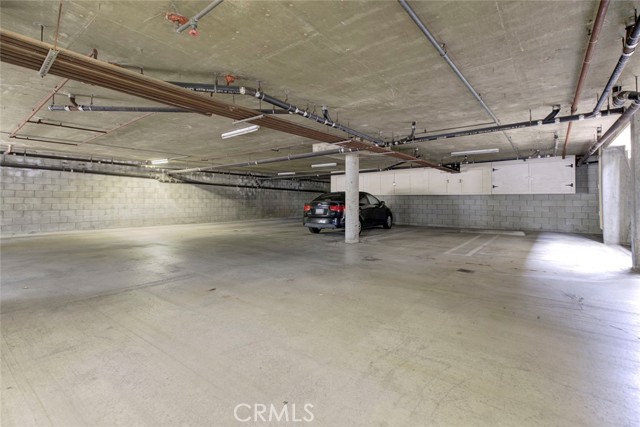 Detail Gallery Image 31 of 33 For 635 E Angeleno #D,  Burbank,  CA 91501 - 2 Beds | 2/1 Baths