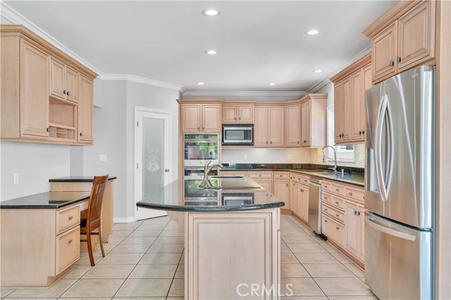 Detail Gallery Image 20 of 63 For 2747 E Ocean Bld, Long Beach,  CA 90803 - 6 Beds | 7 Baths