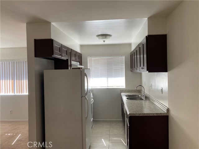 Detail Gallery Image 4 of 10 For 8505 Columbus Ave #315,  North Hills,  CA 91343 - 1 Beds | 1 Baths