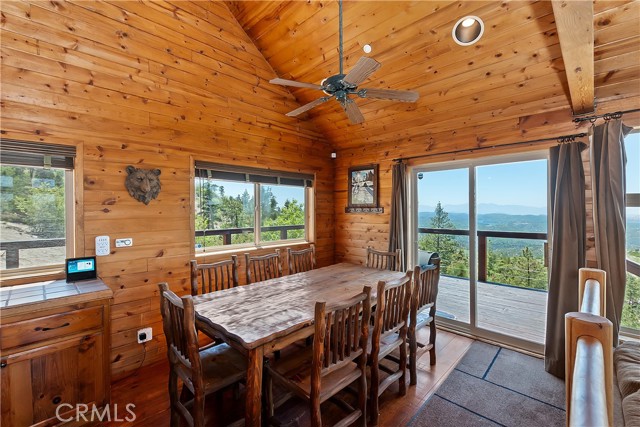 Detail Gallery Image 12 of 75 For 175 N Trails End Rd, Green Valley Lake,  CA 92341 - 5 Beds | 2 Baths