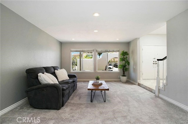 22981 Cecelia, Mission Viejo CA: https://media.crmls.org/medias/3247cfae-ba7d-4d0c-91da-3ff1de7e13bc.jpg