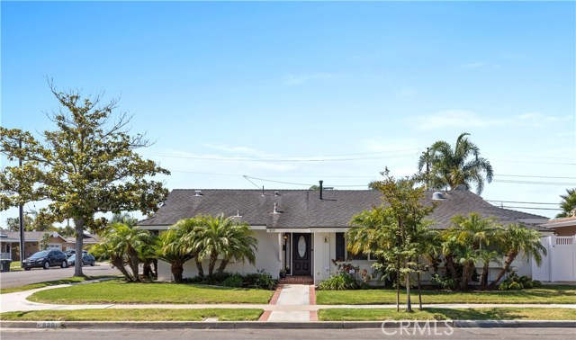 839 Sonora Rd, Costa Mesa, CA 92626