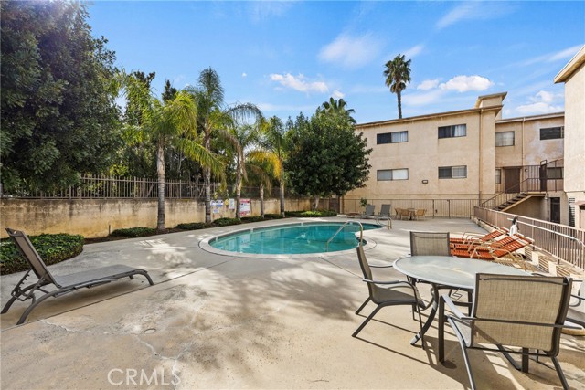 Detail Gallery Image 24 of 26 For 17500 Sherman Way #102,  Van Nuys,  CA 91406 - 3 Beds | 2 Baths