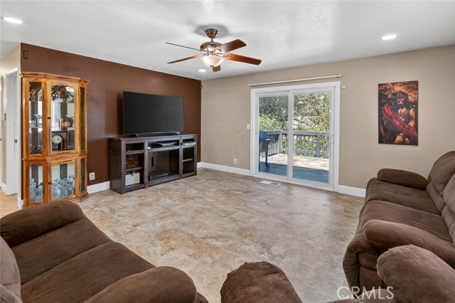 11 Cove Ct, Kelly Ridge, CA 95966 photo 4