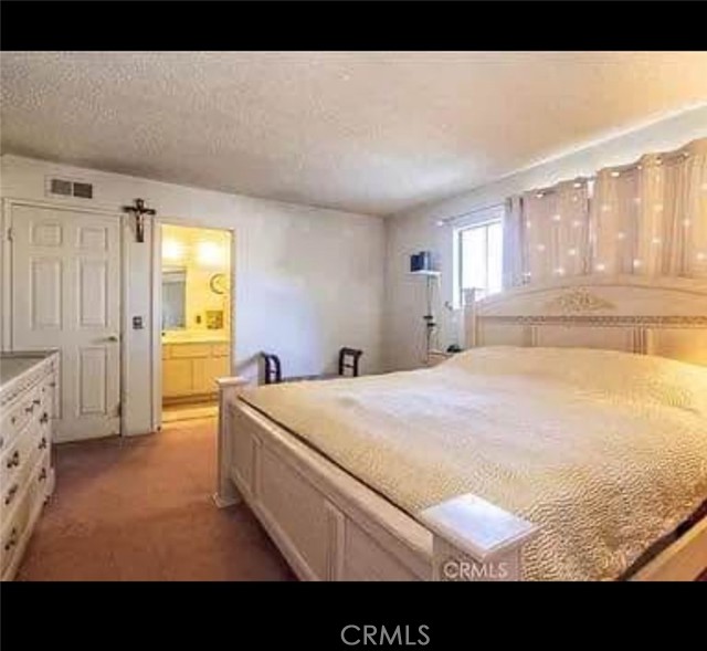 Detail Gallery Image 7 of 13 For 10808 De Haven, Pacoima,  CA 91331 - 4 Beds | 3 Baths