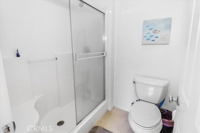 32 Perennial, Irvine CA: https://media.crmls.org/medias/324832fd-0e6e-4a2d-8ed6-160dc387399f.jpg