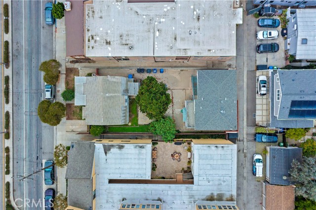 Detail Gallery Image 23 of 28 For 2511 4th St, Santa Monica,  CA 90405 - 6 Beds | 4 Baths