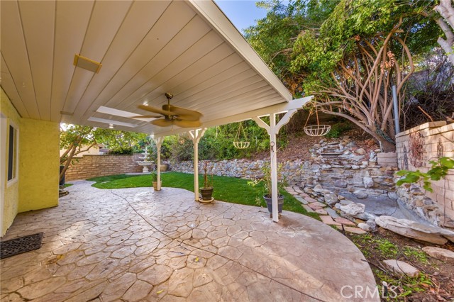 Detail Gallery Image 19 of 23 For 27555 Camomile Ln, Saugus,  CA 91350 - 4 Beds | 3 Baths