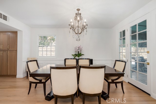 Detail Gallery Image 12 of 24 For 23024 Park Veneto, Calabasas,  CA 91302 - 4 Beds | 2/1 Baths
