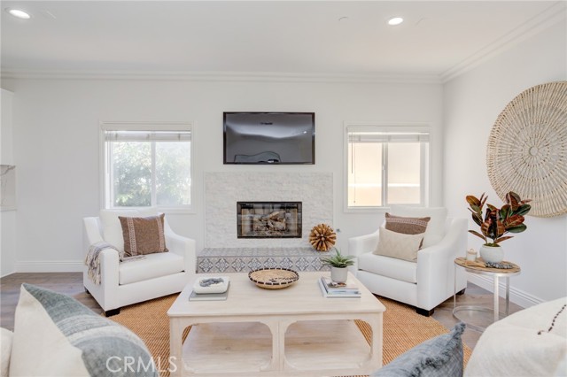 2220 Gates Avenue, Redondo Beach, California 90278, 4 Bedrooms Bedrooms, ,2 BathroomsBathrooms,Residential,Sold,Gates,SB21194759