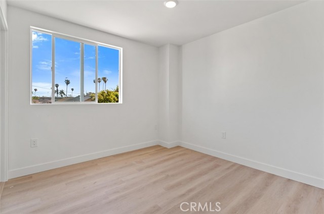 Detail Gallery Image 43 of 45 For 703 W 80th St, Los Angeles,  CA 90044 - 4 Beds | 4 Baths