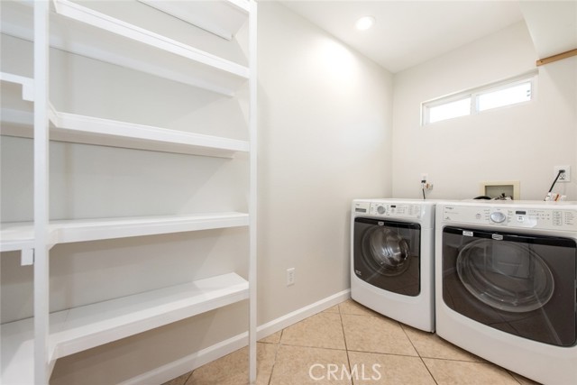2645 E Walnut Avenue, Orange CA: https://media.crmls.org/medias/324ad3c1-54b9-463c-b5e8-679073bdbaf1.jpg