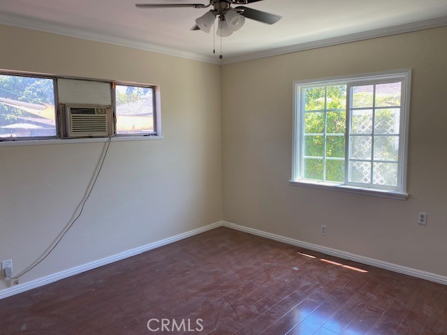 Detail Gallery Image 12 of 17 For 722 W Palmyra Ave, Orange,  CA 92868 - 2 Beds | 1 Baths