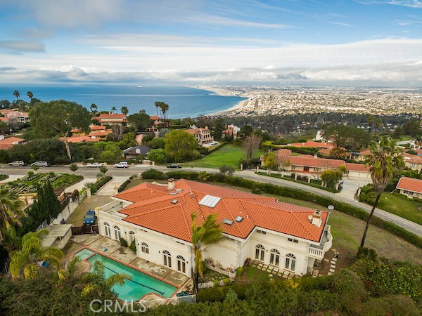 948 Granvia Altamira, Palos Verdes Estates, California 90274, 5 Bedrooms Bedrooms, ,3 BathroomsBathrooms,Residential,Sold,Granvia Altamira,PV17004307