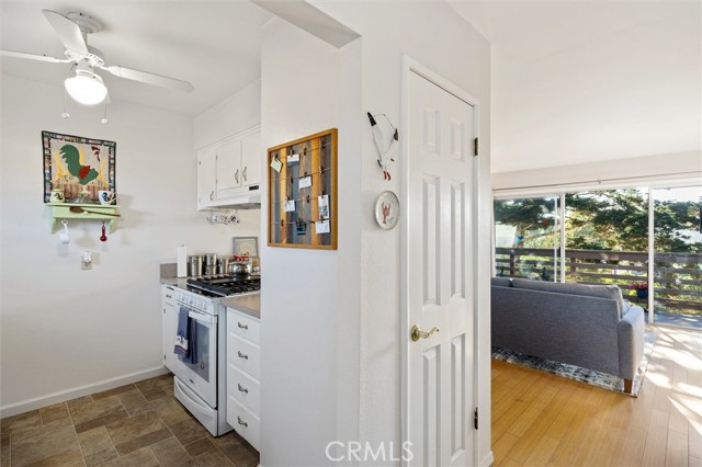 Detail Gallery Image 5 of 41 For 1955 Ironwood #K,  Morro Bay,  CA 93442 - 2 Beds | 1/1 Baths