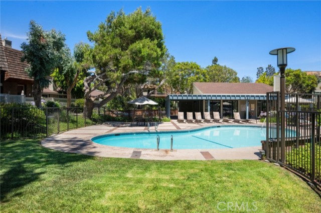 Detail Gallery Image 31 of 34 For 4320 Glencoe Ave #2,  Marina Del Rey,  CA 90292 - 2 Beds | 3 Baths